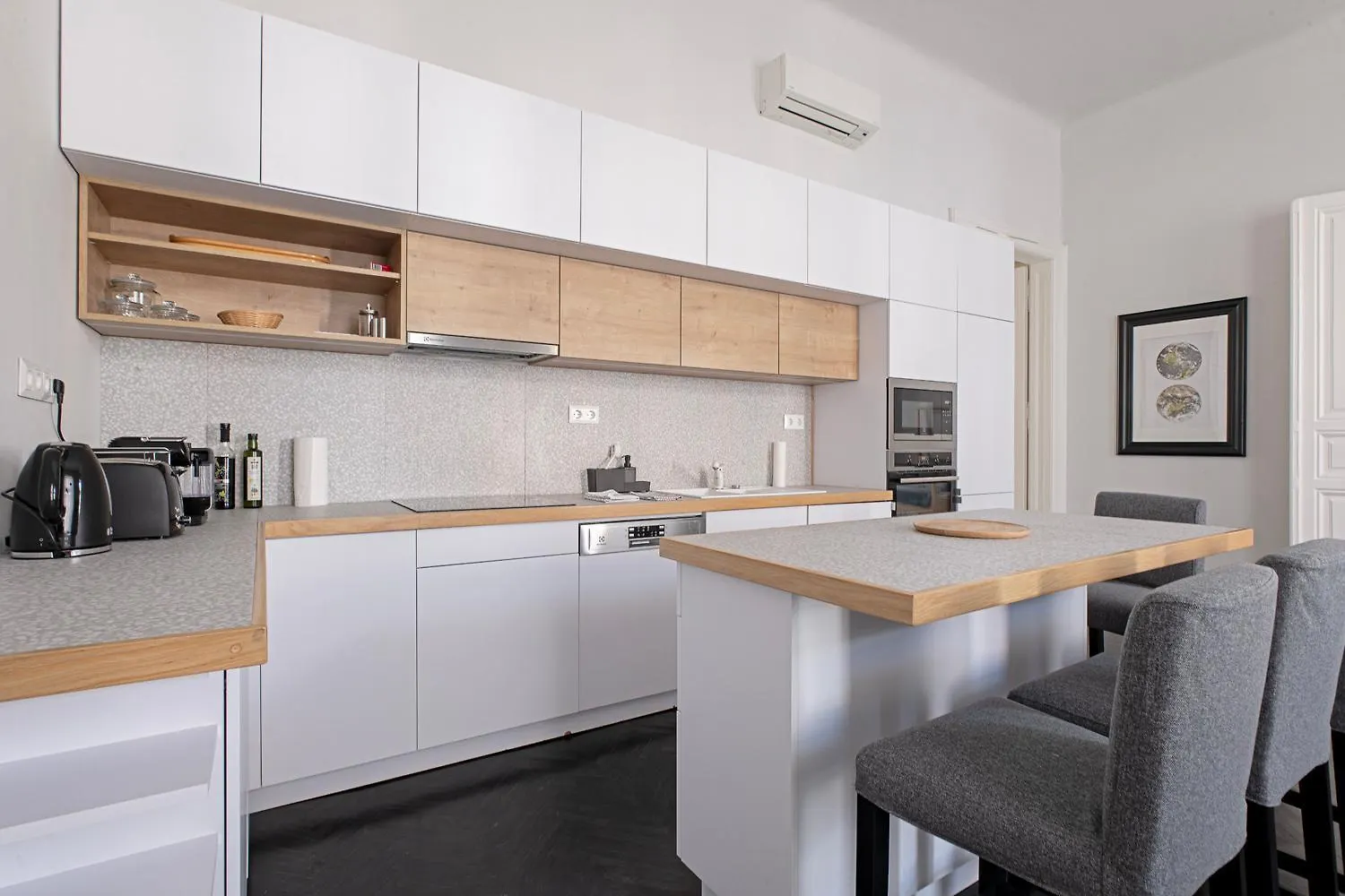 City Center Industrial Residence Budapest Apartman